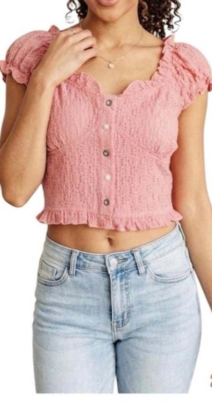 POL In Fair Verona Button Front Crop Eyelet Textured Ruffle Top Pink Small - Picture 1 of 10